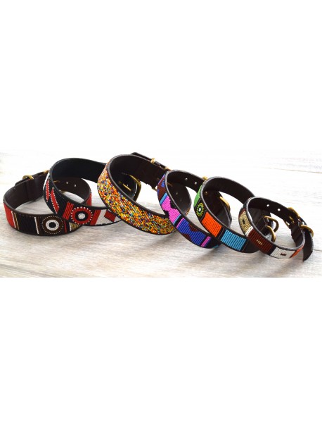 COLLIER EN CUIR & PERLES MASSAI